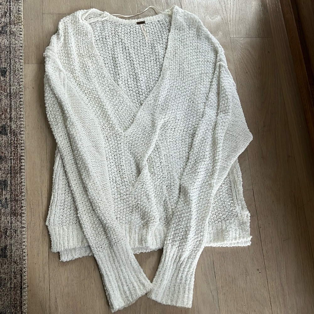 Free people sweater size small